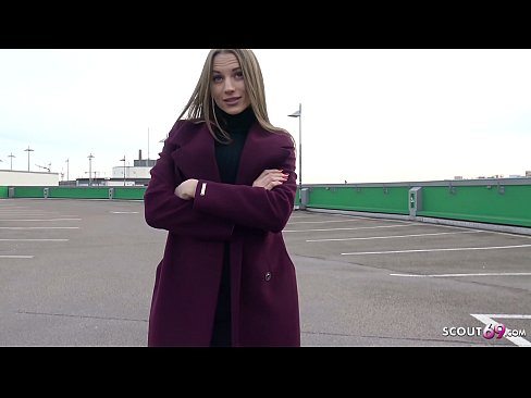 ❤️ DUITSE VERKENNER IS 'N DROOM RAAK STAAL, PARKEERTERREIN TELLTALE EN SEXY VIR GELD ❤️ Russiese pornografie op af.prendiporno.ru ️❤